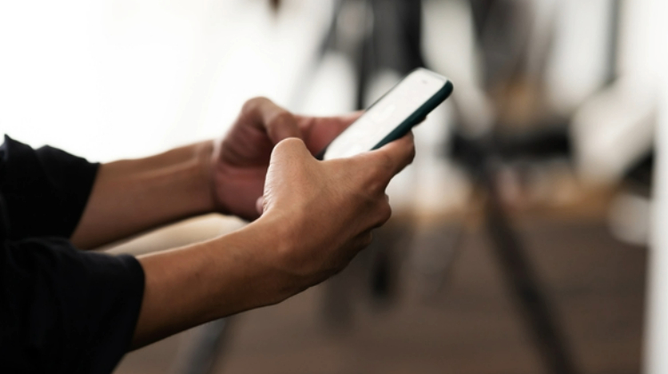 LINEが既読にならない…。このまま待っていいのか?