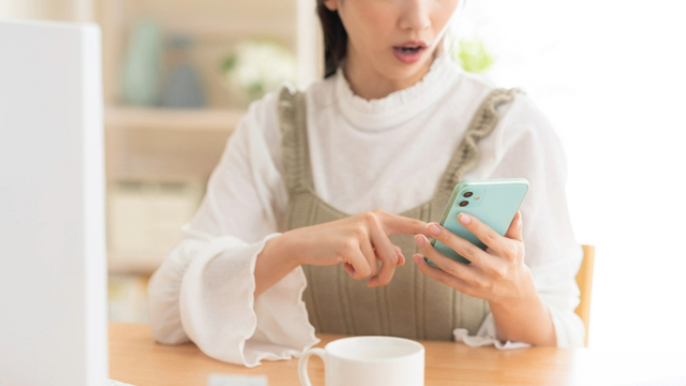 交際中の彼が遠距離になり、連絡がブロックされていました。